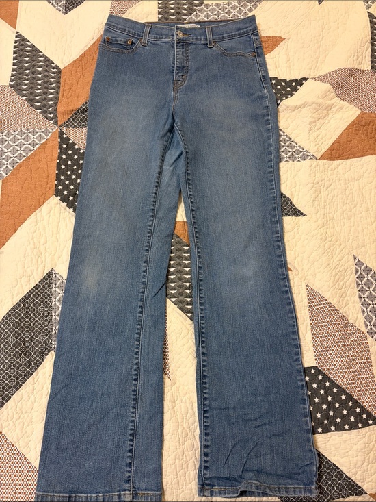 Levi's Denim - Levi's Classic Vintage style Women’s Blue Jean Bootcut